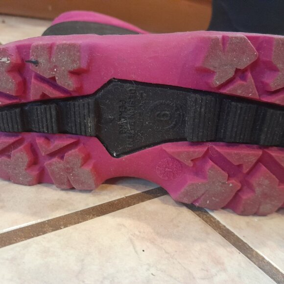 Waterproof insulated rubber boots kids size 9 - Picture 5 of 6